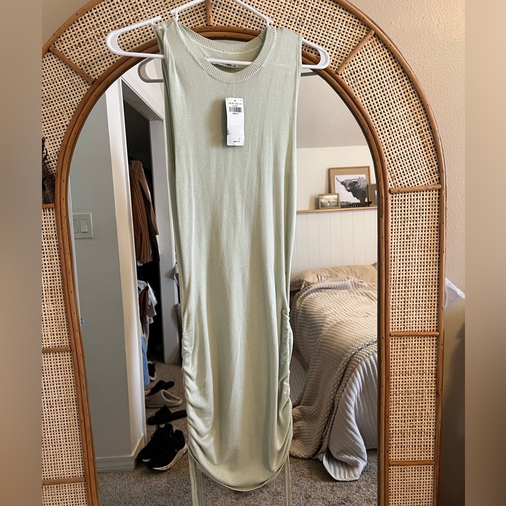 Knit green dress
